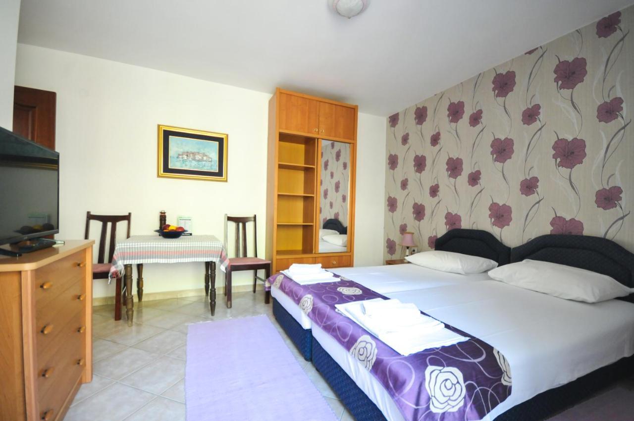 Apartments Balic Sveti Stefan Exterior photo